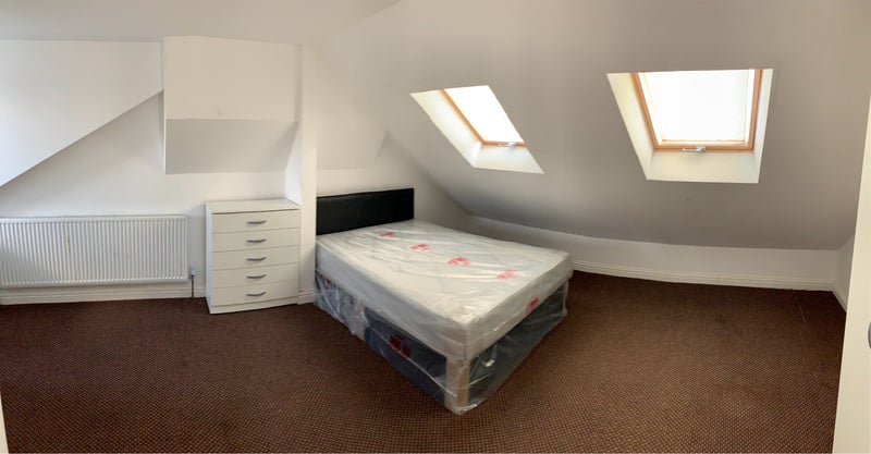 Double room close to Seven Kings Park