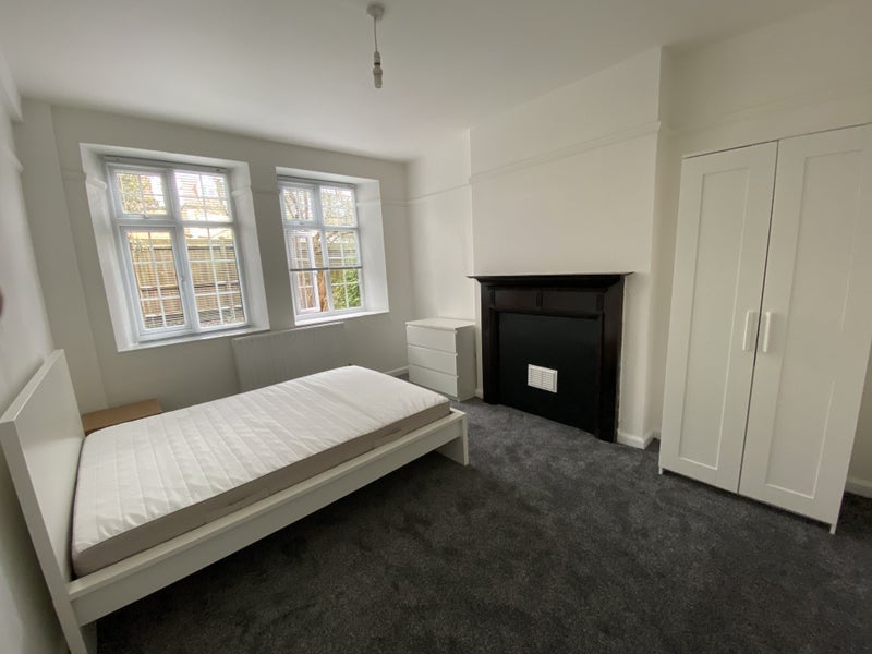 Double room in Tooting Bec