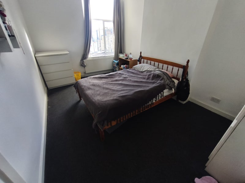 3 Double Rooms in Finsbury Park