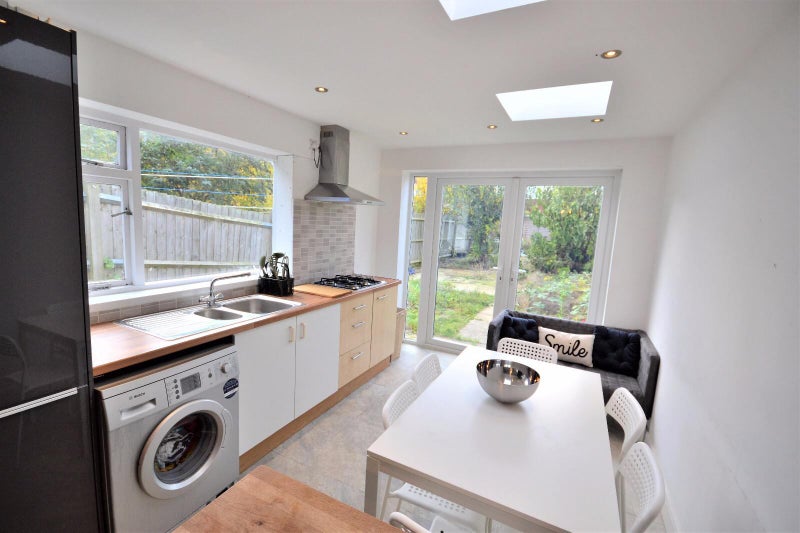 Lovely Double Rooms In Turnpike Lane!