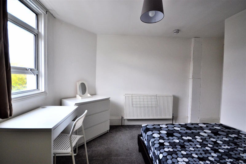 Lovely Double Rooms In Turnpike Lane!