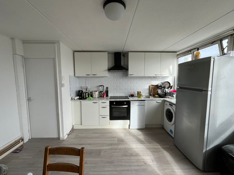 3 Double rooms (1 ensuite) available soon!