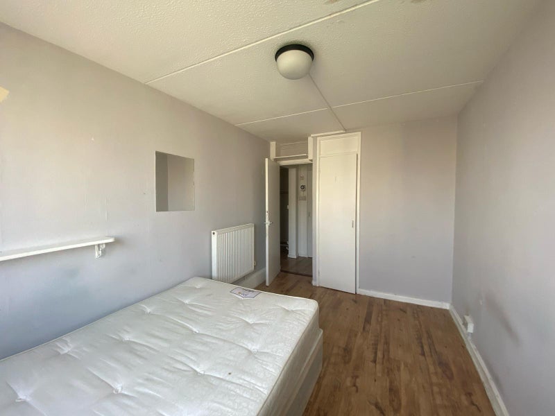 3 Double rooms (1 ensuite) available soon!