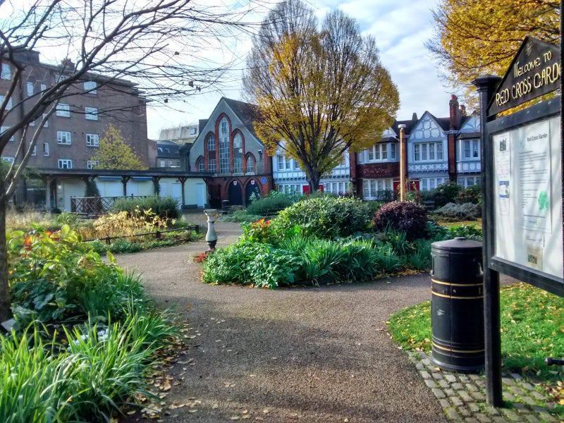 ☘️ Double Room in Commercial Road