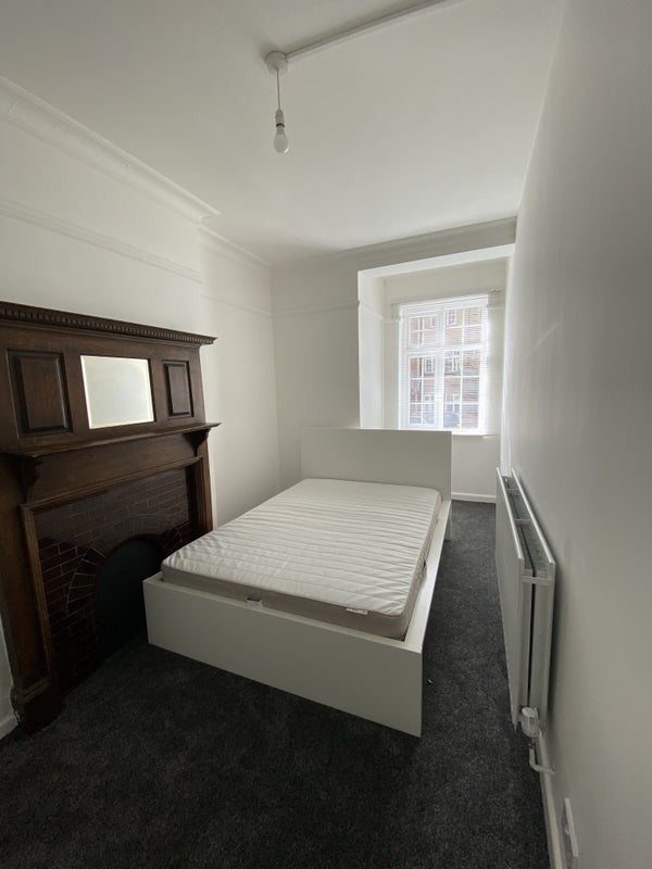 Double room close to Tooting Bec Station