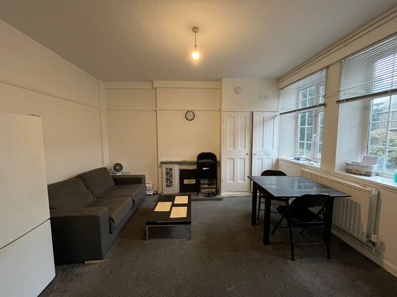 Double room close to Tooting Bec Station