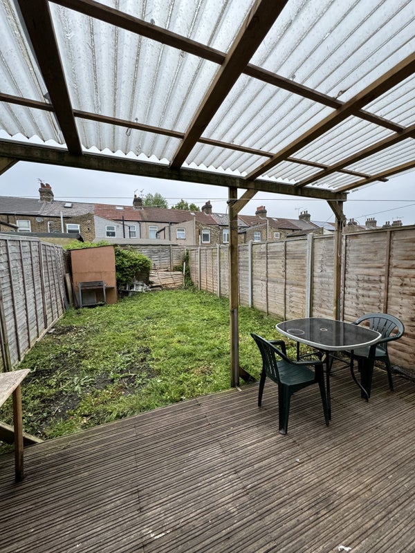 Lovely Single Room In Edmonton!