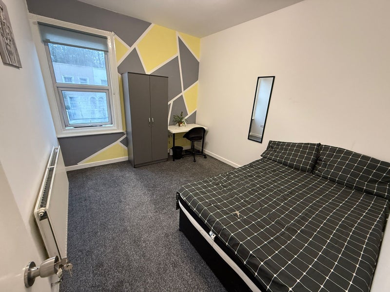 Double room near Wandsworth town 