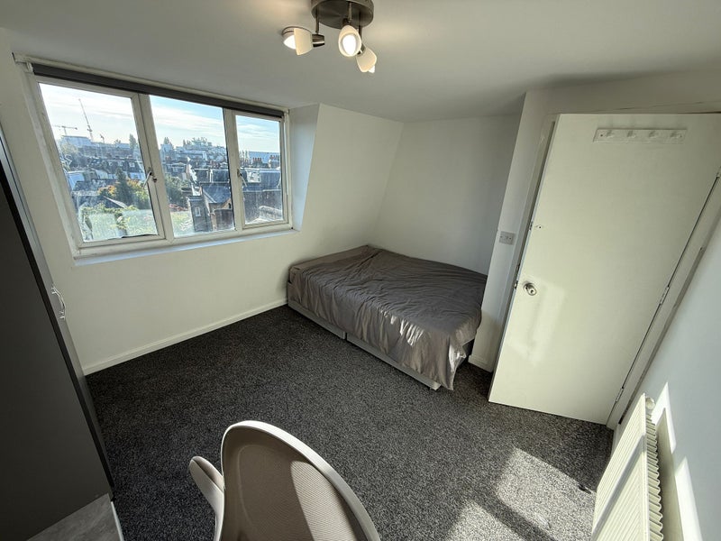 Double room near Wandsworth town 