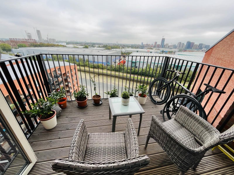 Amazing En-Suite Room In Bow!