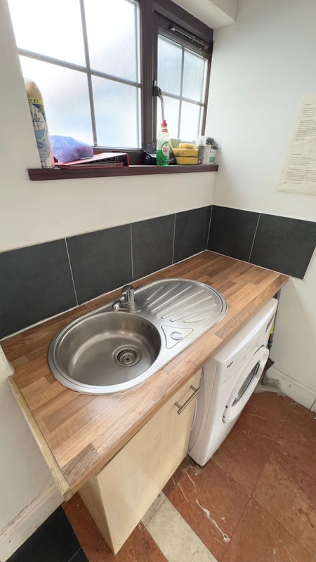 Double room close to dollis hill