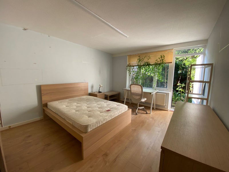 Double room close to Clapham Junction station