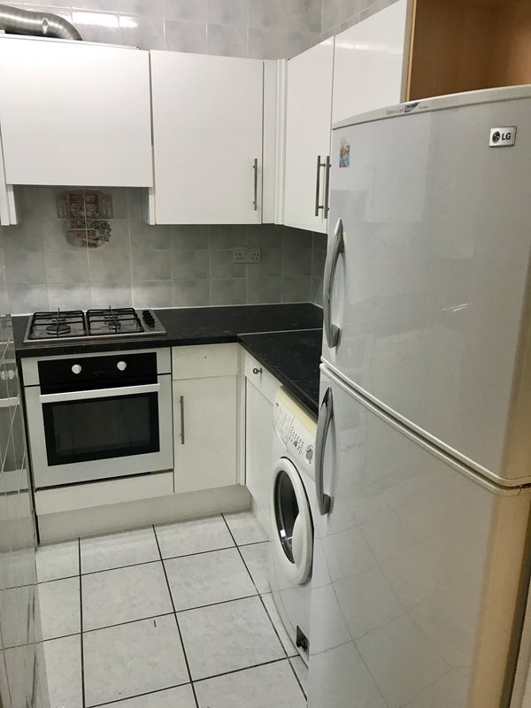 Cosy Room Next The River!