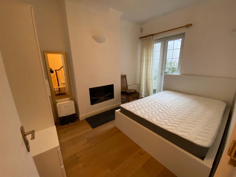 Double Room in Victorian House