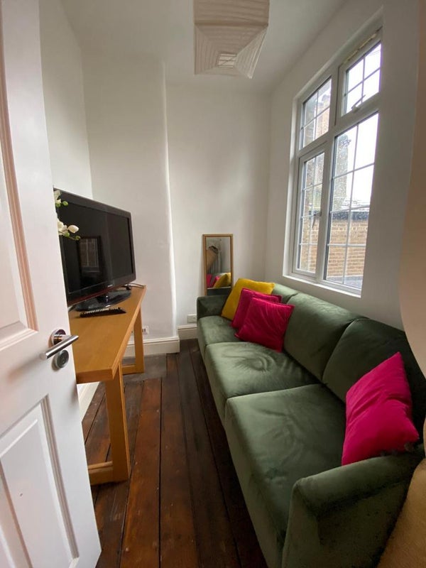 Double Room in Victorian House