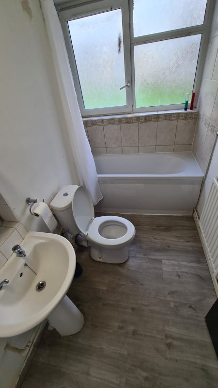 ☘️ Double Room in Limehouse, East London