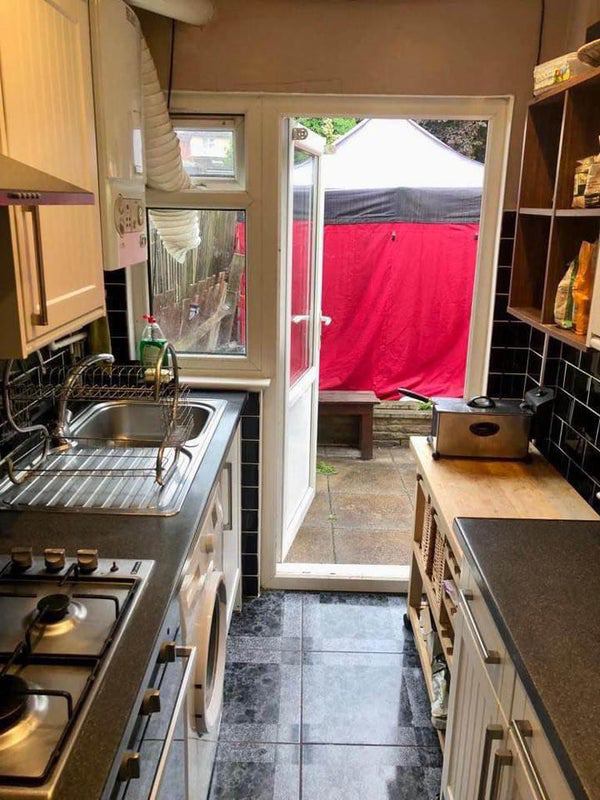 Double Room In Blackhorse Road!