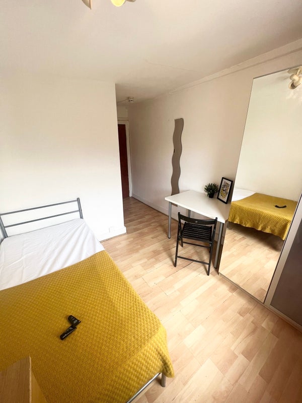 Double room in Willesden