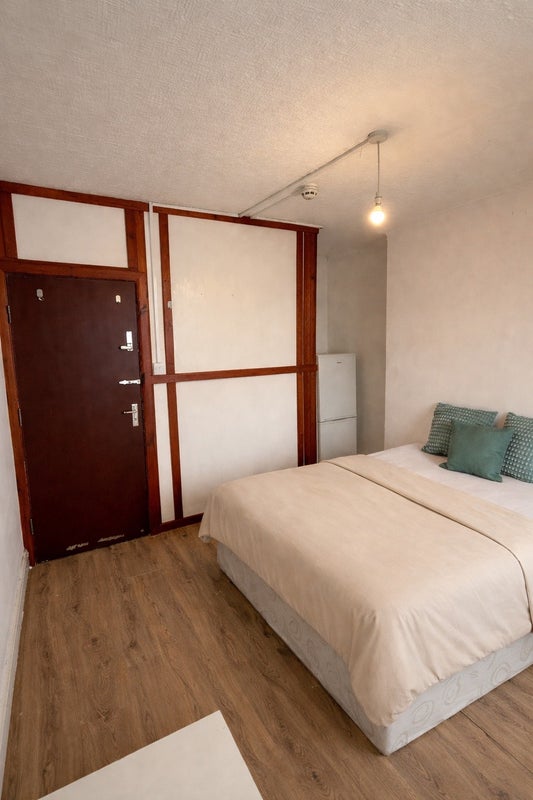 Spacious Double Room in Cricklewood