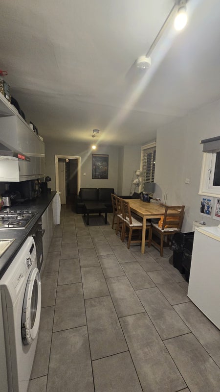 Lovely Single Room - Willesden Green