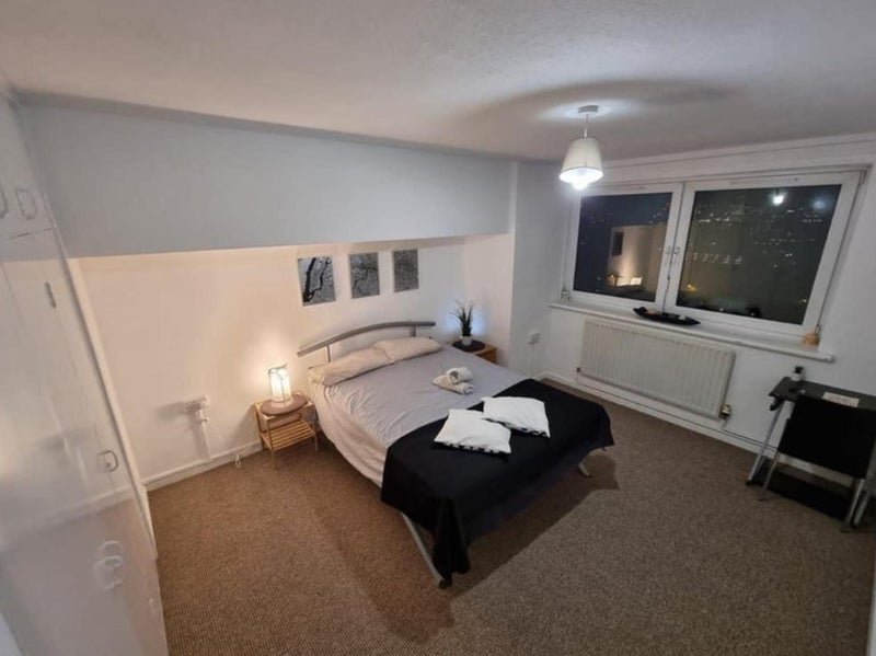 Stunning Double Room In Mile End!
