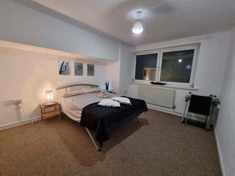 Stunning Double Room In Mile End!