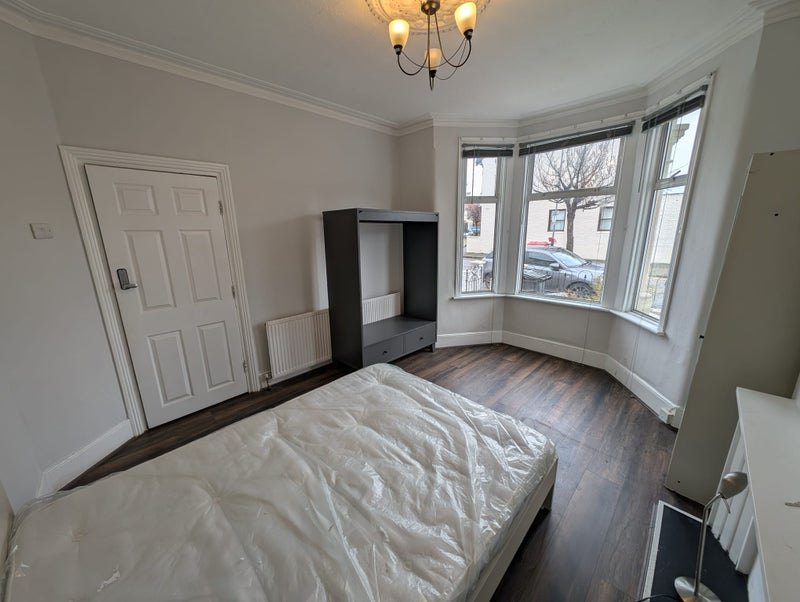 Double-rooms in Ilford with Garden✨