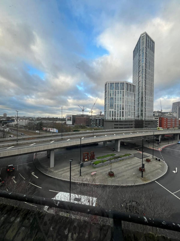 Newly Refurbished 2 Double Rooms- Bromley North