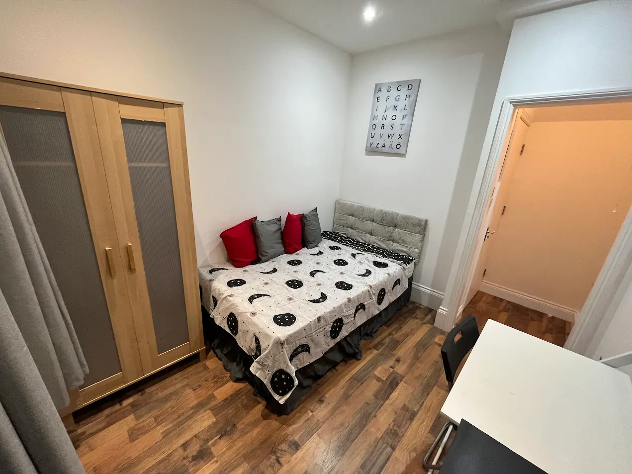 Double room in Cavendish Parade