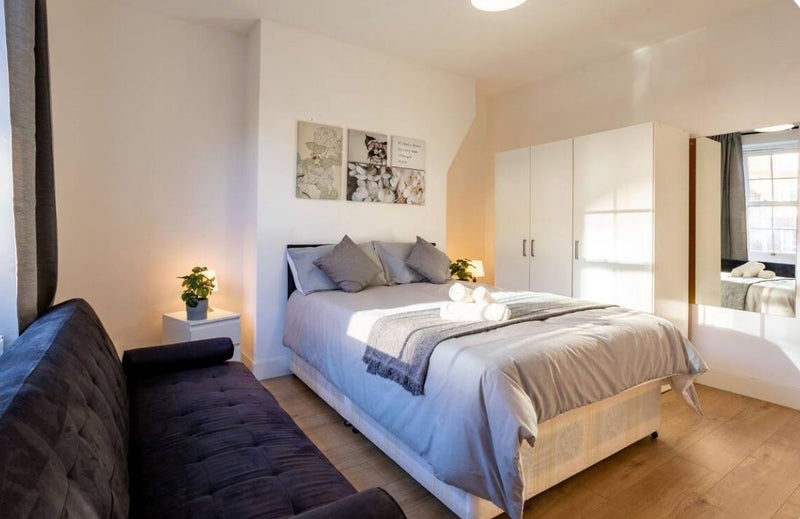 Stunning 3 Bedrooms in a Shared Flat E3
