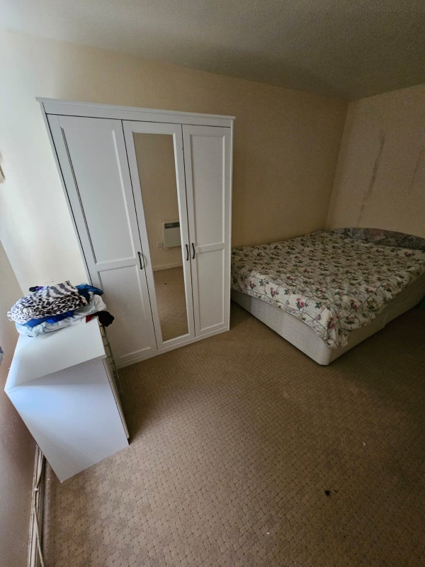 Double Ensuite  room in  Westham 