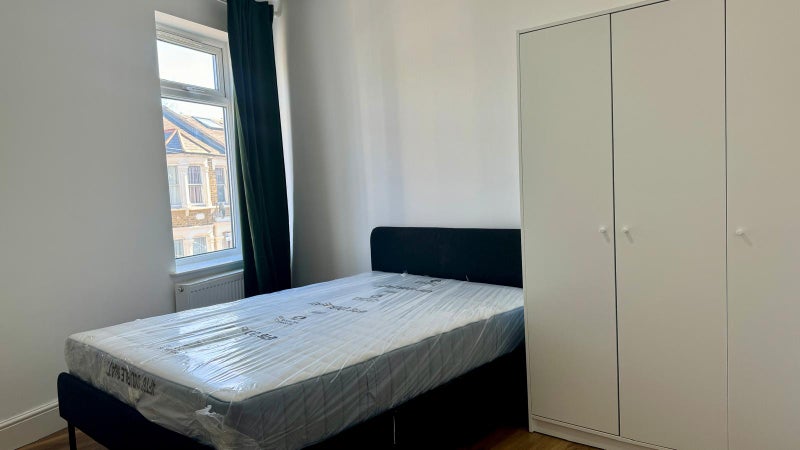 Amazing Double Canning Town