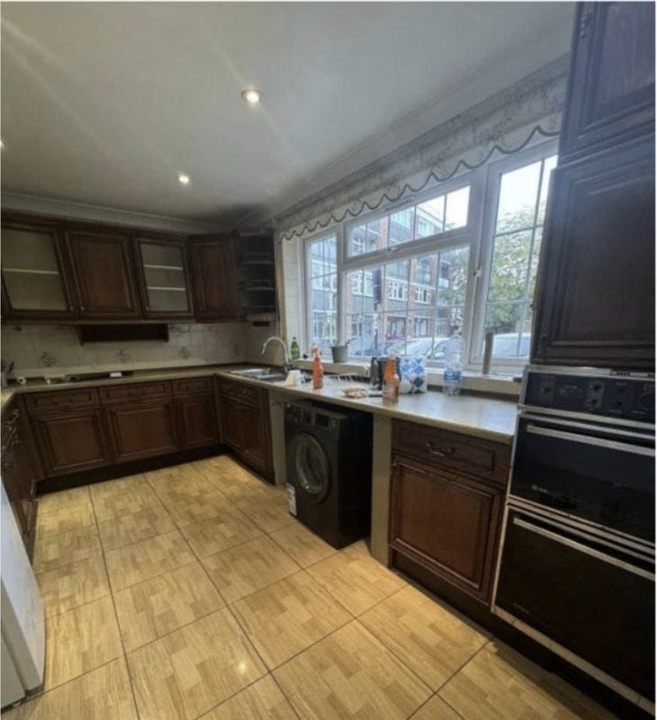 Double Room next to St Georges Hospital