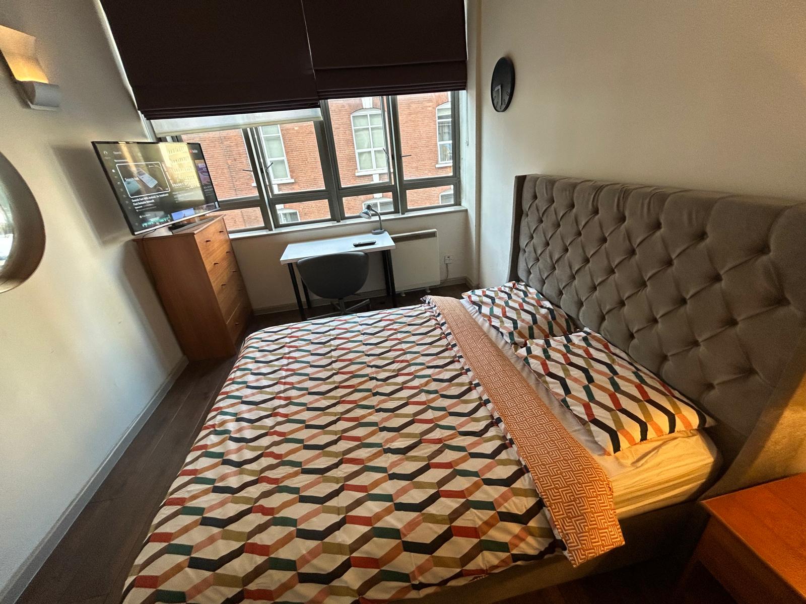 Available private fully furnished room for rent 