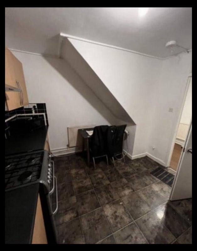 Double Room available in Shadwell 