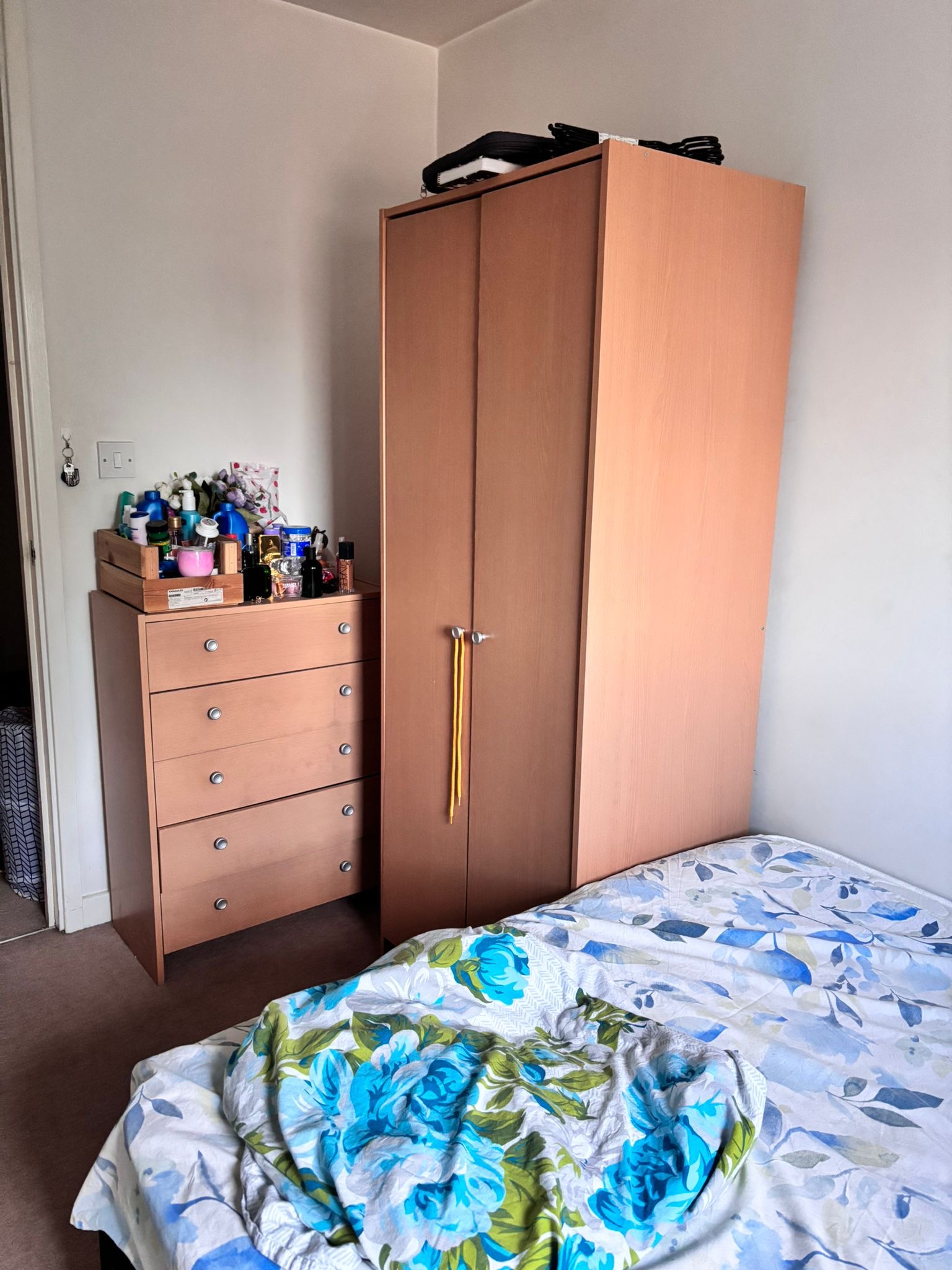 Spare Room Available – double room in Canary Wharf(E14)