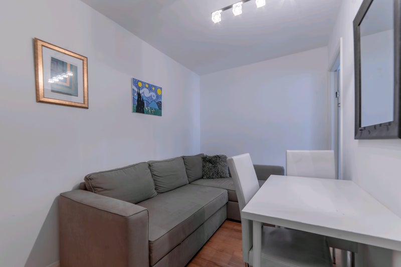 Room available in Canary Whraf