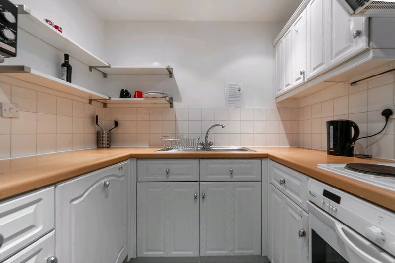 Room available in Canary Whraf