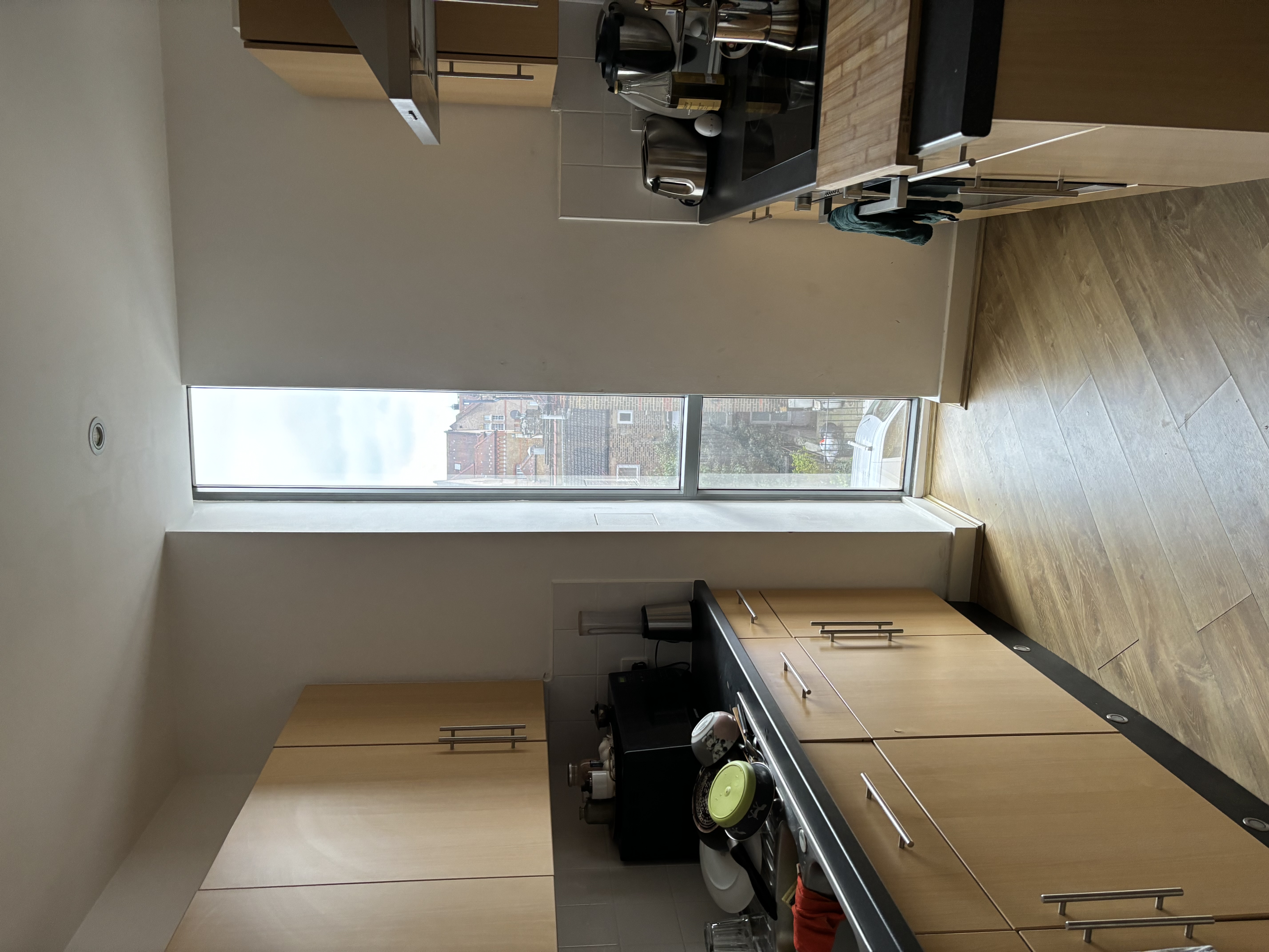 Flat in secure building with 24/7 concierge