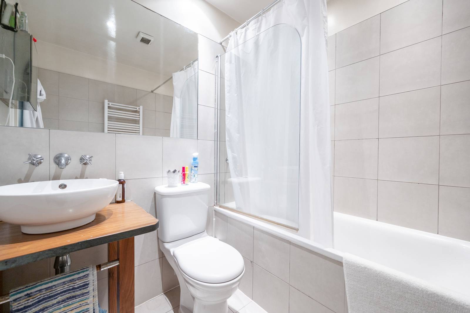 Lovely 1 bedroom flat