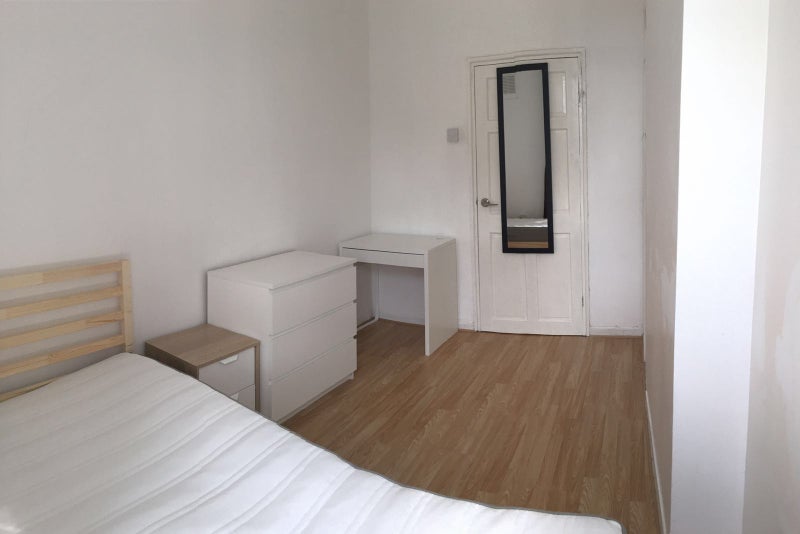 Amazing Double Room - Prime Location - 5Min 🚝