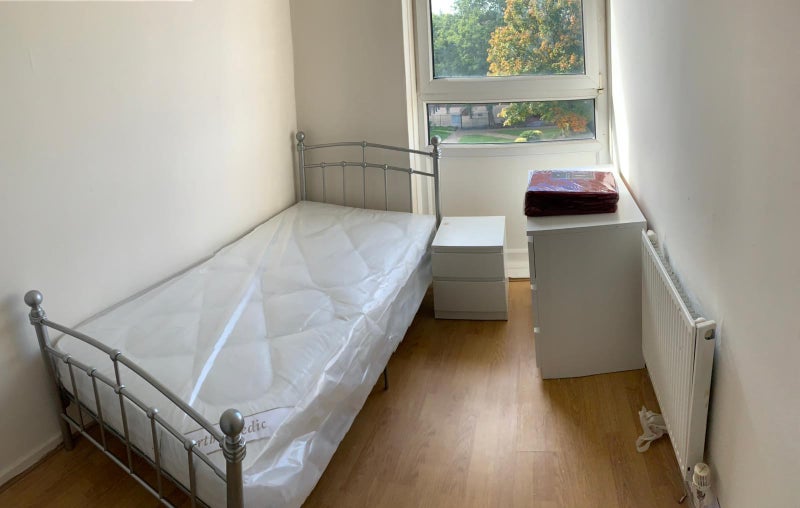 Double room close tower hamlets 