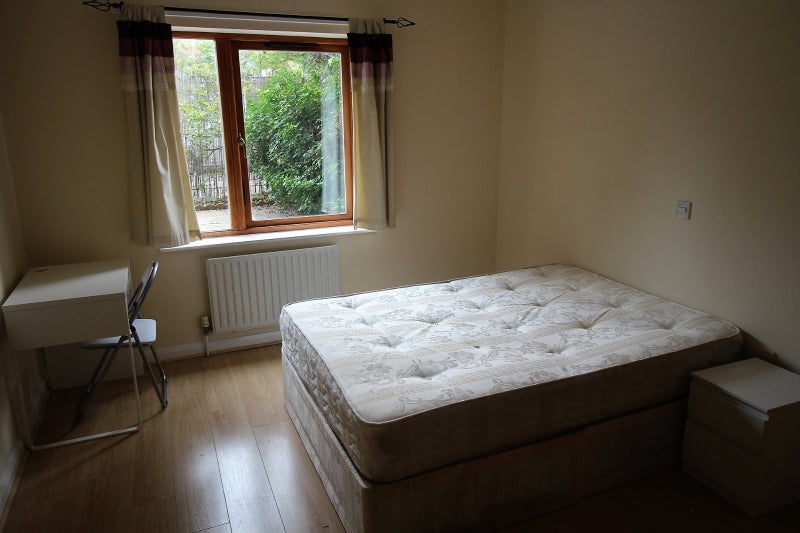 🌟 Lovely Double Room – Shadwell