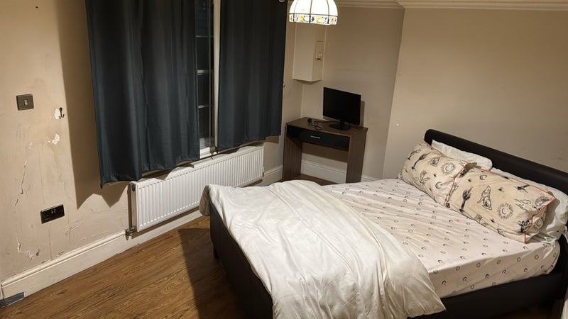 Spacious Double Room with Private Balcony
