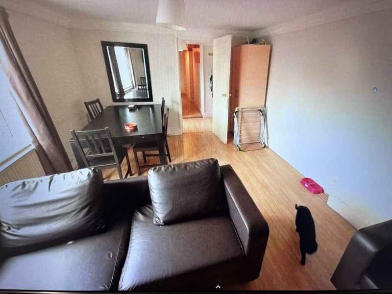 Spacious Double Rooms – All Bills Included 