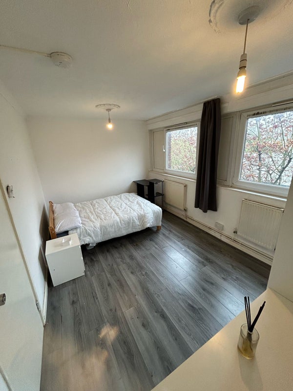 Luxury Double Room In East London