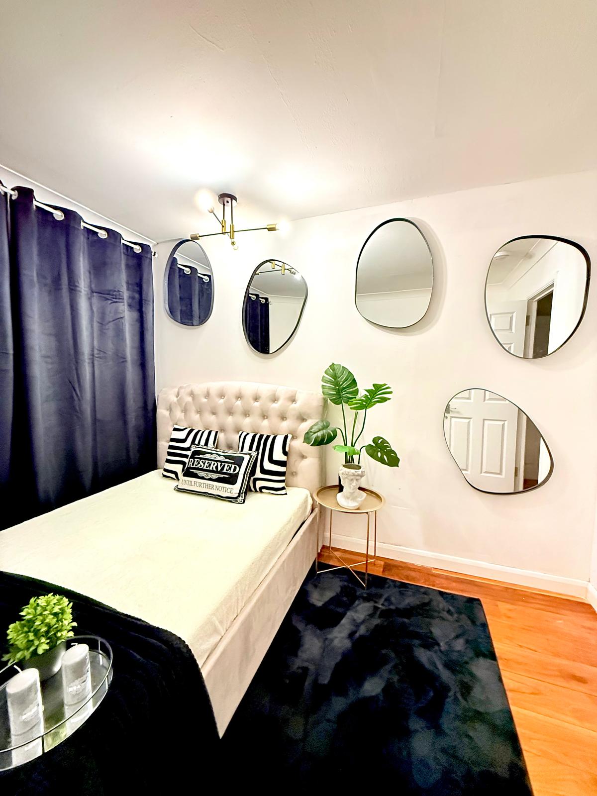 Beautiful Double Bedroom in Britania Village