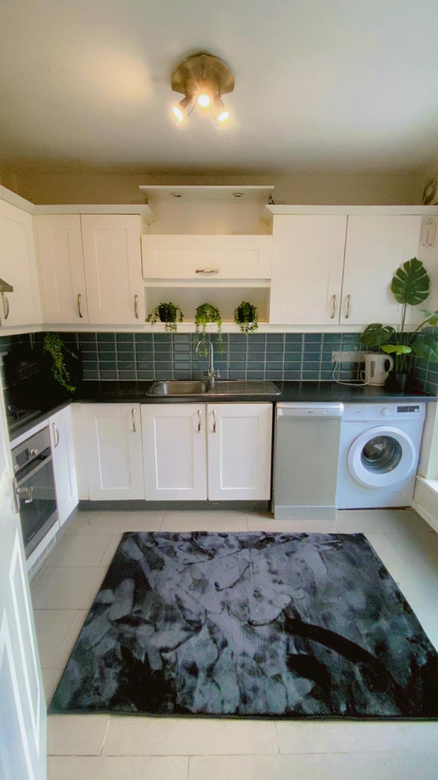 Beautiful Double Bedroom in Britania Village