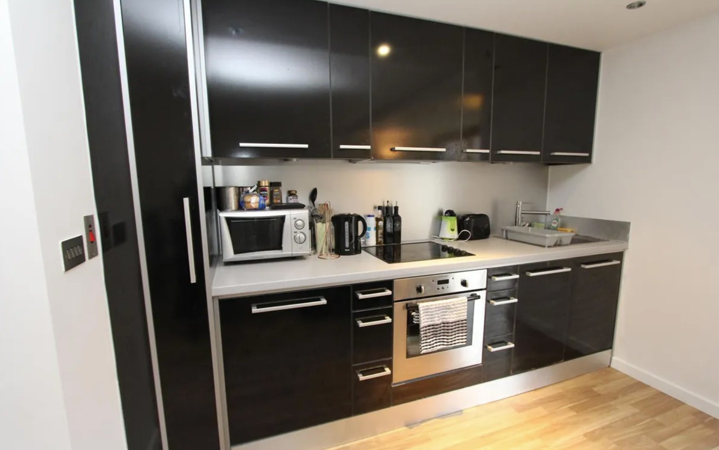 Great location for this lovely 2 bedroom flat share