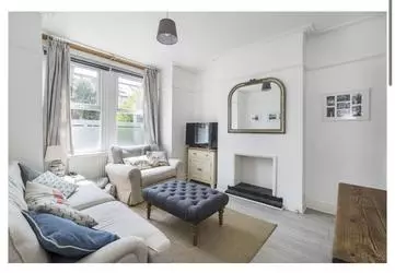 4 bedroom terraced house to rent  in Aldren Road